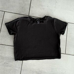 black t shirt